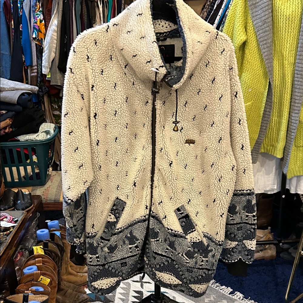 Far West Men's Cozy Zip-Up Sweater in Cream and Gray